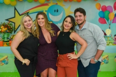 18 - Amanda com amigos1