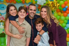 8 - Amanda Mostaert e seu esposo Gustavo Mostaert seus filhos Júlia, Gustavo e Gabriel1