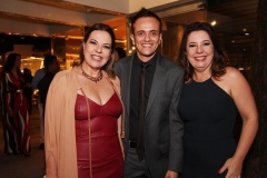 Isabela Coutinho, Josemar Costa Junior e Carla Cavalcanti. (Copy)
