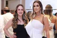 Leticia Sarabia e Nanda Monteiro