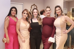 Katiane Maria, Simone Lima, Leticia Sarabia, Cassia Moura e Michelly Lima