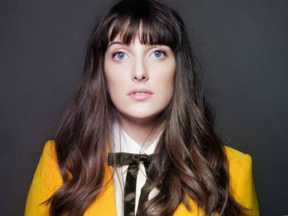 Clarice Falcão Crédito: Reprodução/Facebook da Artista