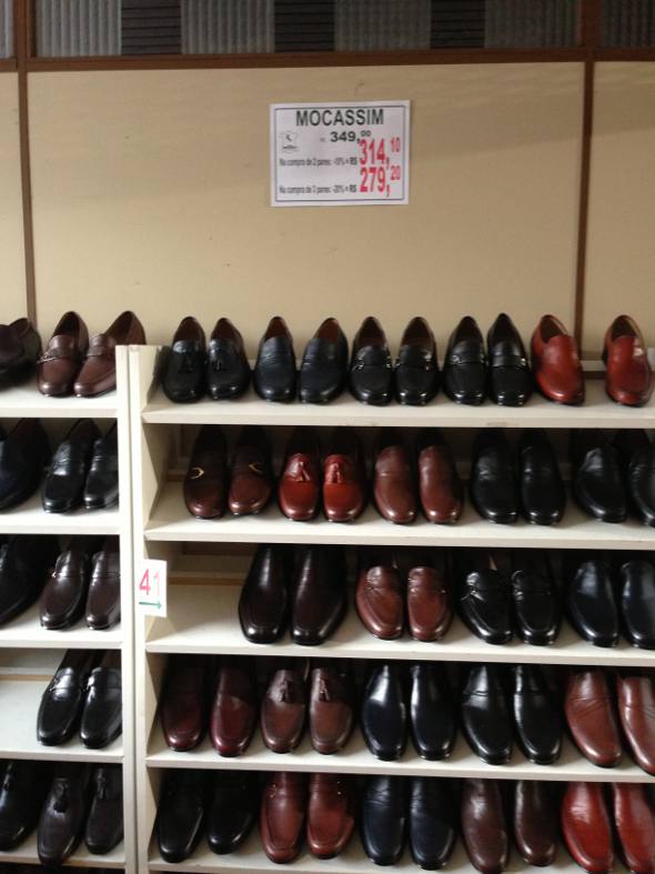 loja de sapatos masculinos