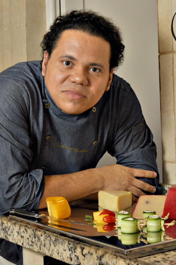 Chef Leandro Ricardo - Crédito: Blenda Souto Maior/DP/D.A Press - leandro-ricardo