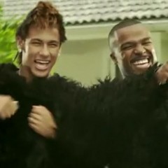 Neymar "paga mico" em clipe