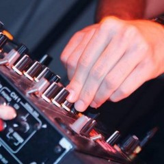 DJ Highagain toca na Festa Moderna