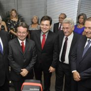 Ato simbólico no gabinete do prefeito