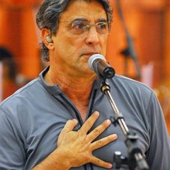Ivan Lins cumpre agenda em dose dupla no Recife
