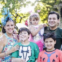 Prefeito leva os filhos para o Polo Infantil