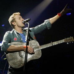 Vocalista do Coldplay pede privacidade