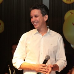 Felipe Carreras tem agenda em Brasília