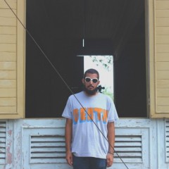 Lê Almeida se apresenta no Recife