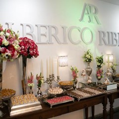 O abre da maison de Albérico Ribeiro