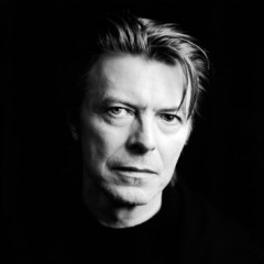 David Bowie deixa metade da fortuna para a mulher e pede cinzas em Bali