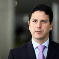 O jogo de cintura de Bruno Araújo