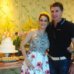 Sandra Janguiê reúne amigos e família para comemorar aniversário