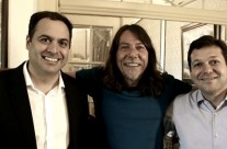 Paulo Câmara recebe Lenine para café da manhã no Palácio