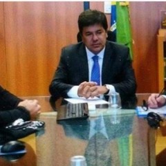 Alexandre Frota entrega propostas para educação em Brasília