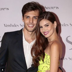Camila Queiroz termina namoro de três anos com modelo