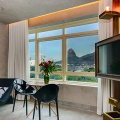 Inauguração do Yoo2 Rio, em Botafogo, reuniu famosos