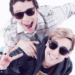 Bruno Érry e Adelson Stifler, do canal “Voltz”, armam balada no Recife