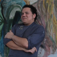Chef Leandro Ricardo ministra aula sobre saladas no RioMar