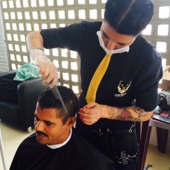 Barbearia faz ação solidária no Hospital do Câncer de Pernambuco