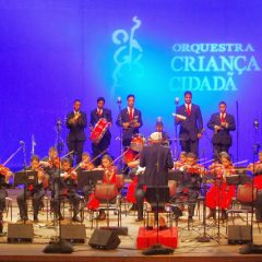 Orquestra Criança Ciadã se apresenta na China