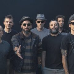 Los Sebosos Postizos apresentam show com releituras de Bob Marley e The Wailer