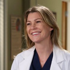 Atriz de Grey’s Anatomy vende mansão por 2 milhões de dólares