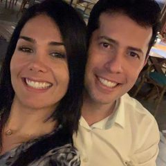 Armandinho do Acordeon descobre sexo do filho em chá revelação