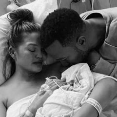 Chrissy Teigen e John Legend lamentam perda de bebê: ” Sempre amaremos você”