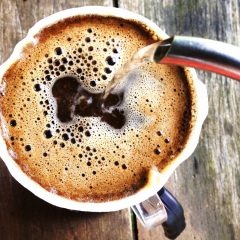 Dia Mundial do Café: conheça estabelecimentos com opções criativas e aconchegantes