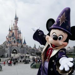 Disney Paris vai reabrir ao público em junho, com restrições