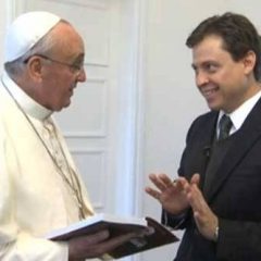 GloboNews reapresenta entrevista de Gerson Camarotti  com o Papa Francisco