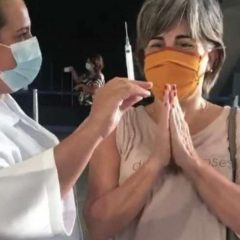 Gloria Pires recebe vacina contra Covid-19: “Gratidão por esse dia glorioso”