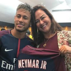Mãe de Neymar é acionada pela Justiça após comprar mansão por R$ 13 milhões
