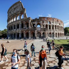 Covid: Itália atinge 80% do público-alvo totalmente vacinado