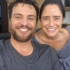 Fernanda Vasconcellos e Rodrigo Lombardi posam juntos e anunciam novo filme