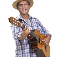 De volta: Petrúcio Amorim retorna aos palcos com show no Recife