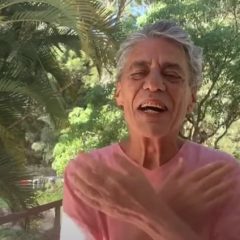 Chico Buarque prepara álbum de inéditas e turnê pelo Brasil