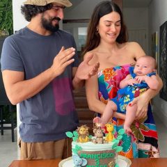 Thaila Ayala e Renato Góes comemoram os três meses do filho