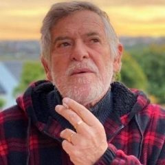 “Estou bem”, diz José de Abreu após testar positivo para Covid