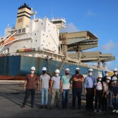 Porto do Recife reabre ao público e recebe sua primeira turma de visitação após dois anos