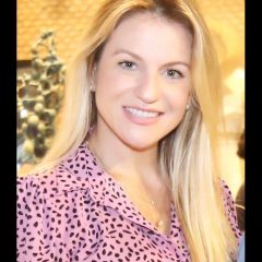 Parabéns para Raquel
