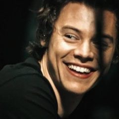 Harry Styles é eleito dono do ‘sorriso mais atraente do mundo’