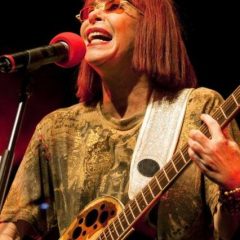 Missa de 7º dia de Rita Lee acontece nessa terça-feira (16) e será aberta ao público