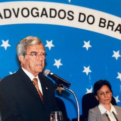 Professor Octávio Lôbo recebe homenagem na Faculdade de Direito do Recife