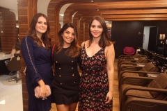 Jaqueline Oli, Fabiana Teti e Manu Evlin - Crédito: Nando Chiappetta/DP