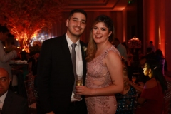 Tarcísio de Albuquerque (irmão da noiva) e Maryanna Oliveira